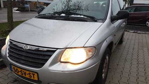 Chrysler Voyager 2.4 I BJ2006 AIRCO 7 PERSOONS APK SEPT 2024