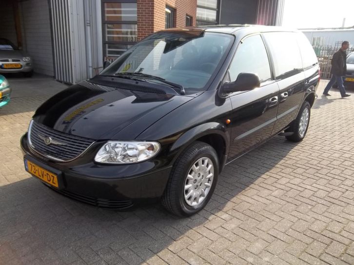 Chrysler Voyager 2.4 I rolstoel vervoer FULL OPTIONS