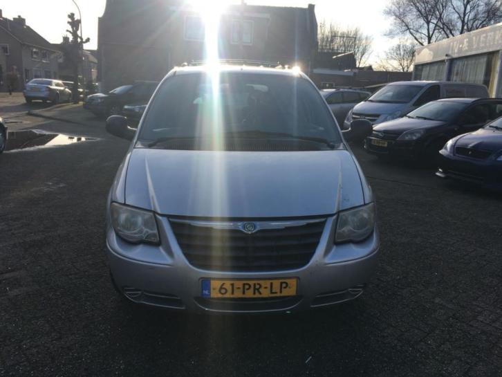 CHRYSLER Voyager 2.4i 16V SE NEW MODEL 2005