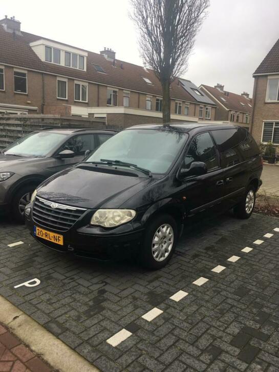 Chrysler Voyager 2.4I 5-speed