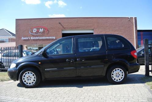 Chrysler Voyager 2.4i Business Edition airco 7persoons inrui