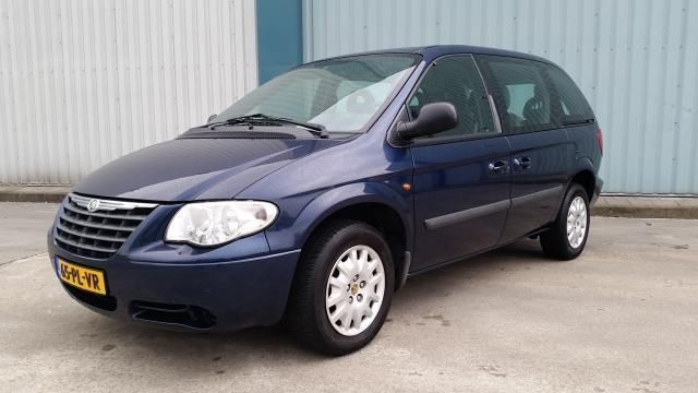 Chrysler Voyager 2.4i SE