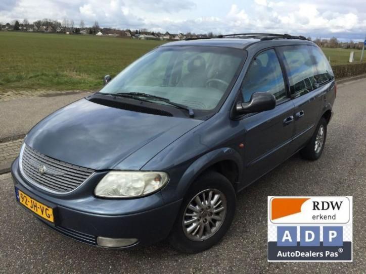 Chrysler Voyager 2.4i SE  full options  217.000km NAP