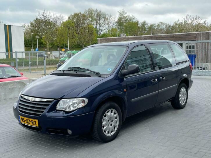 Chrysler Voyager 2.4i SE Luxe 6-persoons 2007