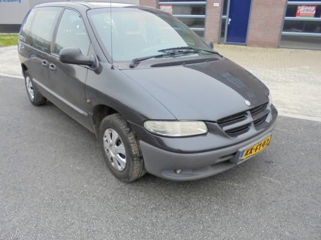 Chrysler Voyager 2.4i SE Luxe 7 persoons