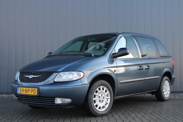 Chrysler Voyager 2.4i SE LUXE 7 PERSOONS  AIRCO  137000 KM