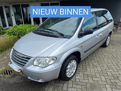 Chrysler Voyager 2.4i SE Luxe AUTCLIMANAVPDCTREK APKNAP