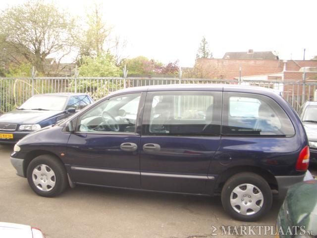 Chrysler Voyager 2.4i SE Luxe,7 persoons,airco,Exporthandel 