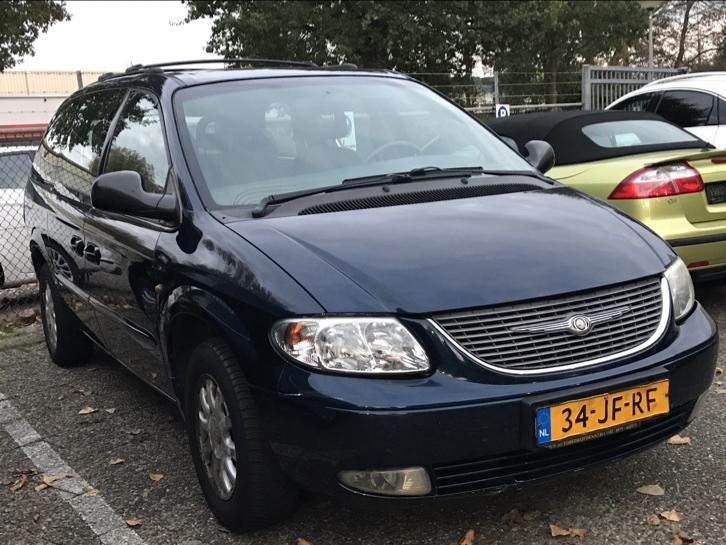 Chrysler Voyager 2.4LX automaat KOOPJE Bj2002