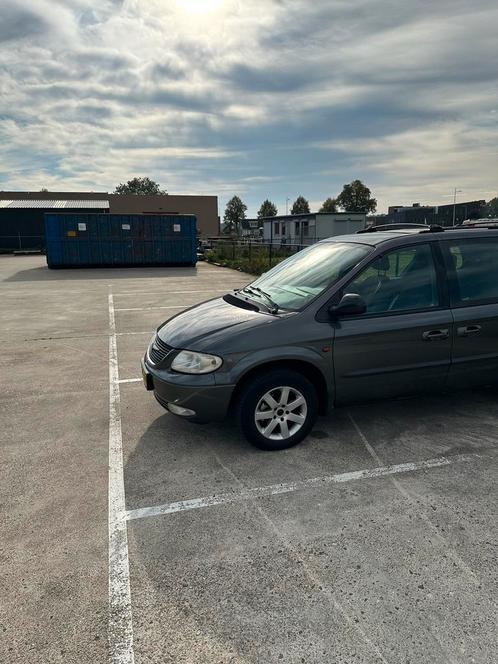 Chrysler Voyager 3.3 I AUT 2003 Grijs