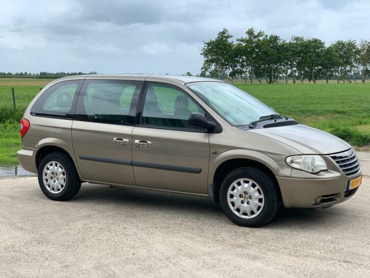 Chrysler Voyager 3.3 I AUT 2005 Bruin