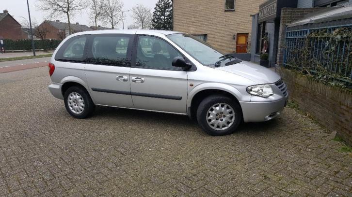 Chrysler Voyager 3.3 I AUT 2006 topklasse auto weing KM 