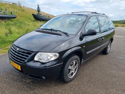 Chrysler Voyager 3.3 I AUTOMAAT 2004 Zwart