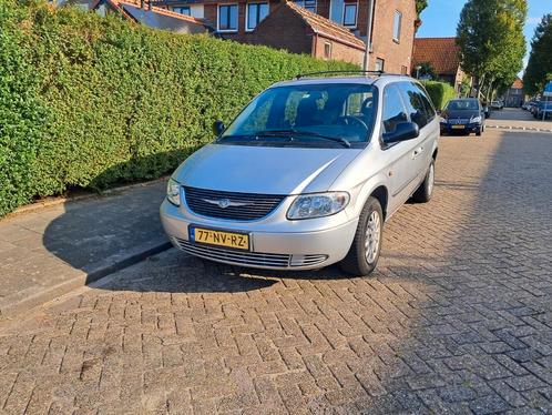 Chrysler Voyager 3.3  Met nieuwe APK Nu 2500