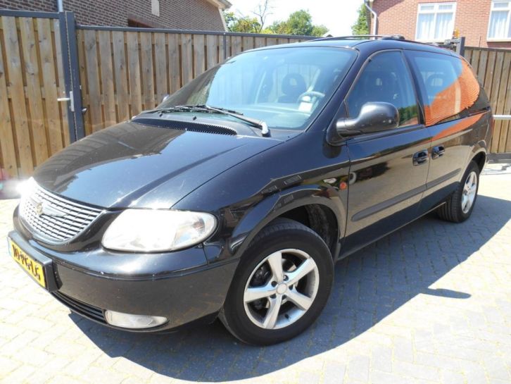 Chrysler Voyager 3.3i V6 Automaat 7 Persoons, Airco, Trekha