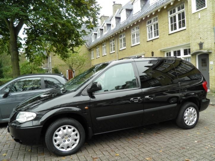 Chrysler Voyager 3.3i V6 Automaat SE Luxe 7 Pers DVD