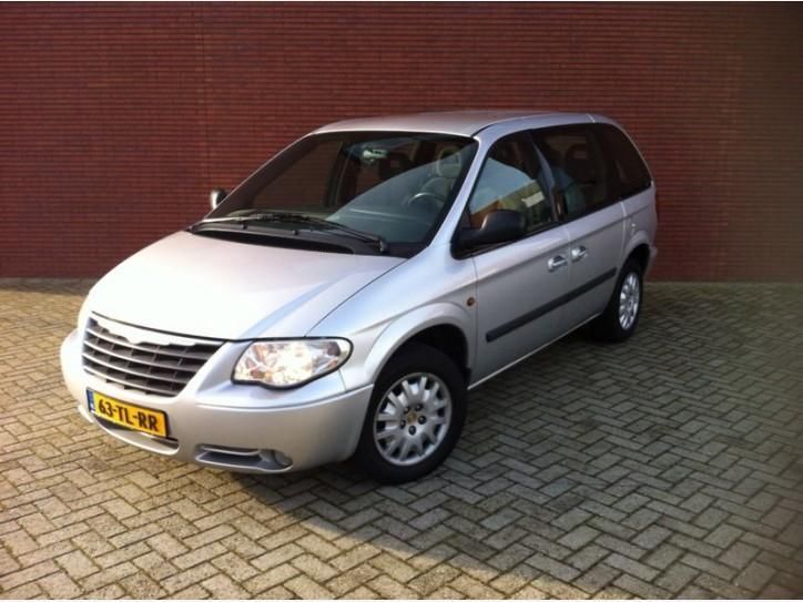 Chrysler Voyager 3.3i V6 SE Luxe NAVI PTS ECC 7 Pers