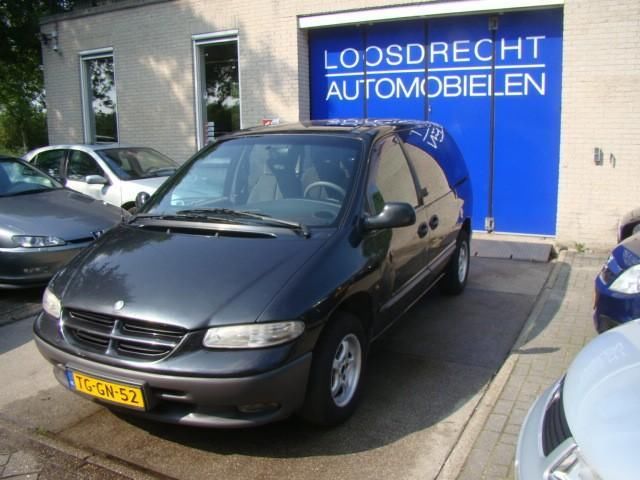 Chrysler Voyager LET OP  PRIJS IS EEN AANBETALING  HUURKOO