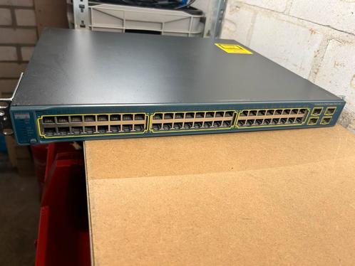 Cisco Catalyst 3560 PoE 48 ports