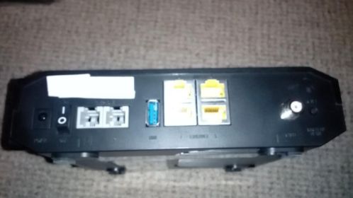 Cisco EPC3925 kabelmodem, 4poorts 1Gbit, Wifi 3 stuks