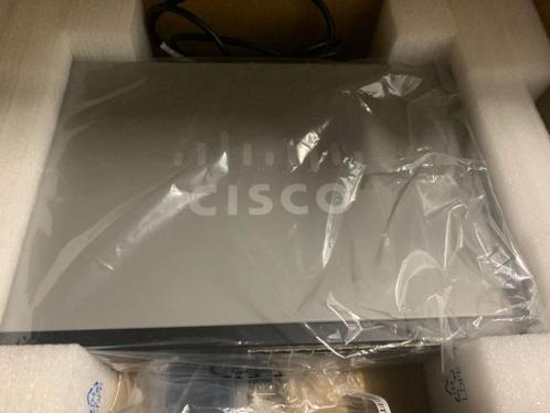 Cisco SG300 28 poort Gigabit Managed Switch STW2024
