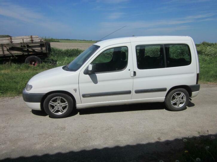 Citroen Berlingo 1.4 I Multispace 2001 Wit LPG 3