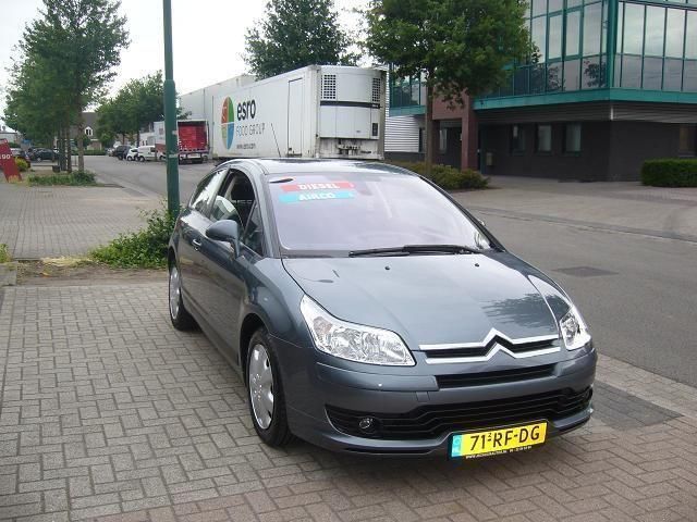 Citroen C4 COUPE 1.6 16V HDI DIESEL VTR  AIRCO (bj 2005)