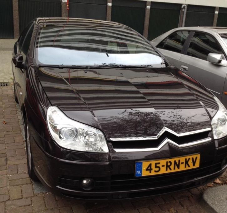 Citroen C5 2.2 Hdi Aut 2005 Met 3.600, euro rekeningen,SDak