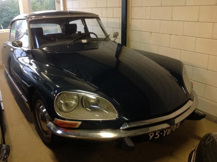 Citroen DS21 Special 5 versnellingen 1973 Donker Blauw LPG