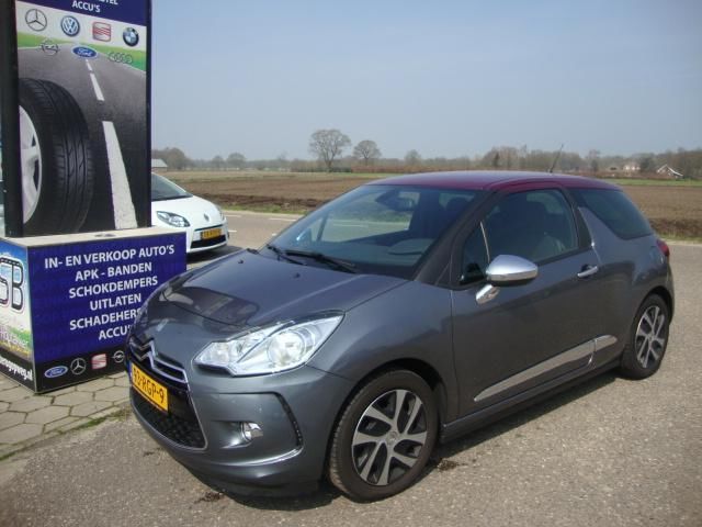 Citroen DS3 1.6 e-HDi So Chic, Groot navigatiescherm