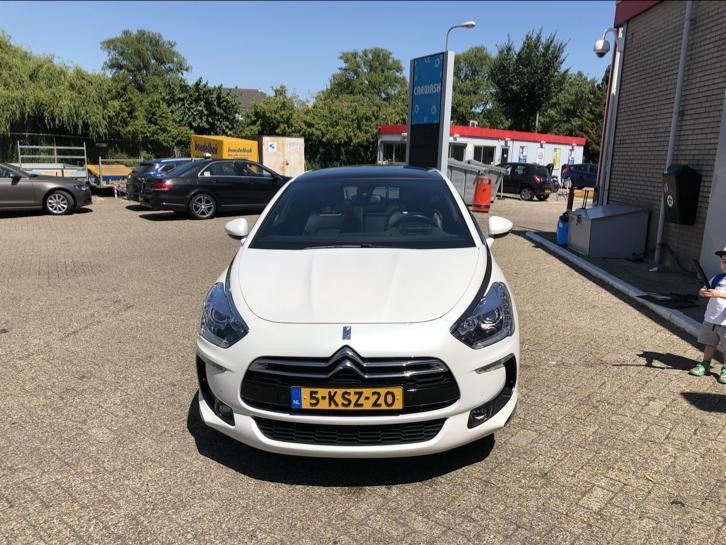 Citroen DS5 2.0HYBRID4 147200 (12027) EGS 2013 Wit