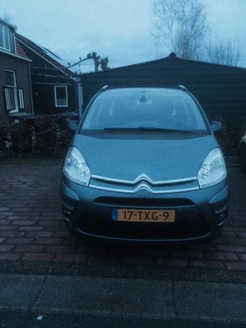 Citroen Grand C4 Picasso 1.6 VTI 2012 Grijs 