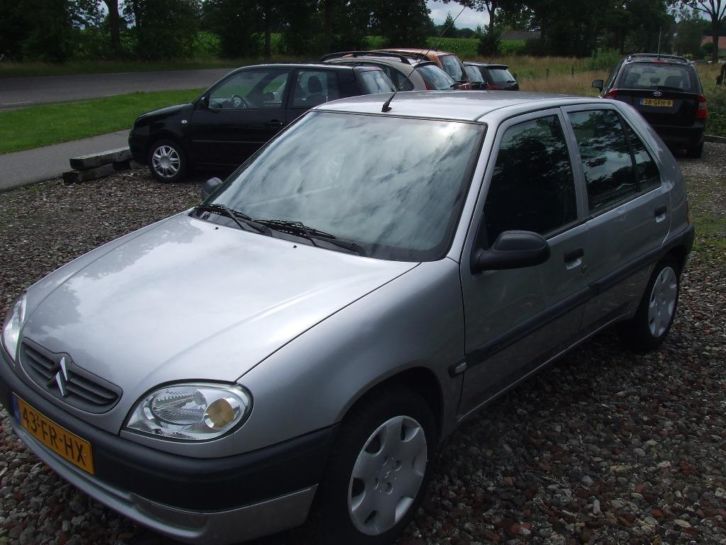 Citroen Saxo 1.1 I 2000 Grijs