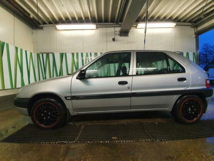 Citroen Saxo 1.1 I 2000 Grijs