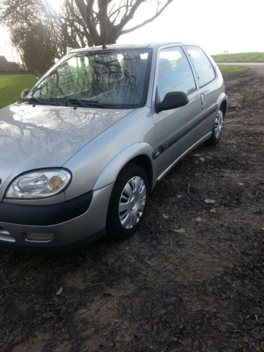 Citroen Saxo 1.4 I VTS 2001 Grijs