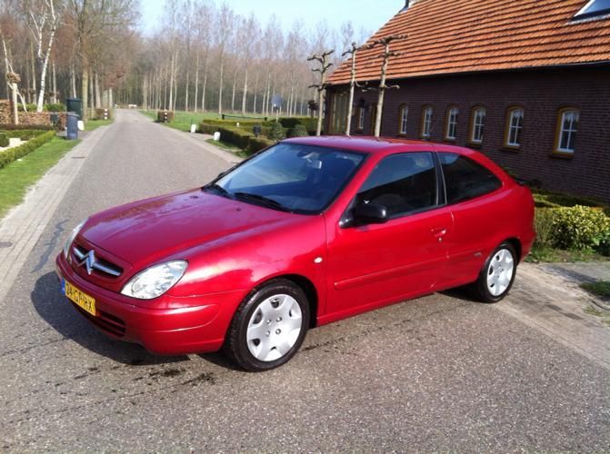 Citroen Xsara 1.6 I 16V Coupe 2001 Rood