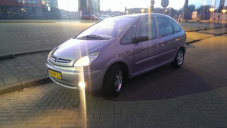 Citroen Xsara 1.8 I 16V Picasso 2002 met Climate control 