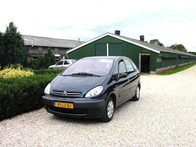 Citroen Xsara 1.8i-16V Exclusive