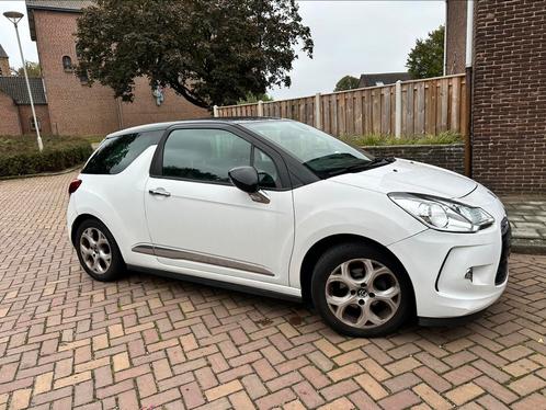 Citron DS3 1.6 Hdif 2012 Wit met Winterbanden