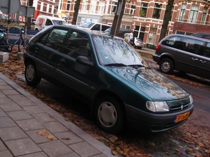 Citron Saxo 1.1i 5drs. Centraal, Stuurbek. Nieuwe APK.