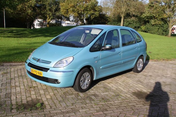 Citron Xsara Picasso 2.0i-16v AUT in zeer goede staat.