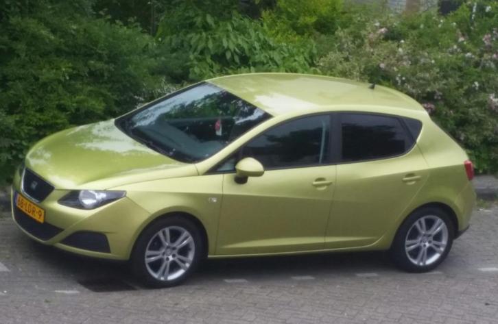 Citrus kleurige Seat ibiza 1.2 SPORT Bj 2010 amp 16039 Zuinig 