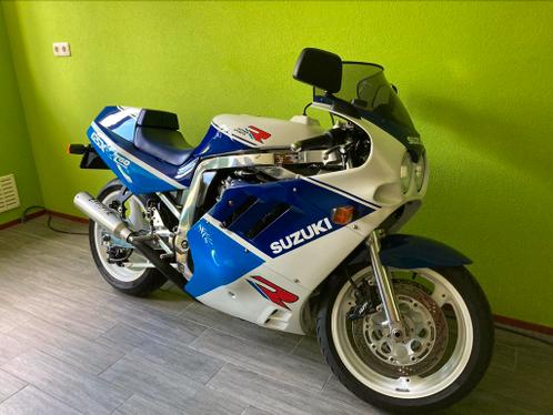 Classic Suzuki GSX-R750 J Slingshot bouwjaar 1988