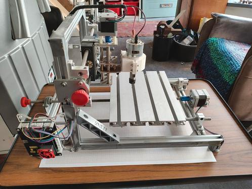 Cnc freesmachine voor klein en fijn werk.