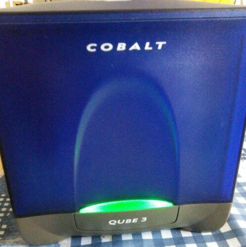 Cobalt Qube 3 (web)server