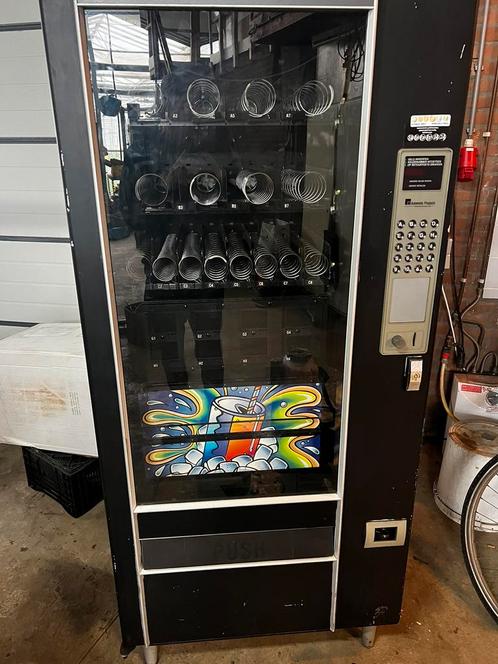 Combi snoepautomaat (wisseld en koelt)