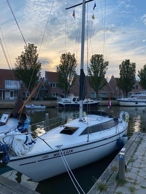 Comet 850 met vernieuwde fotos