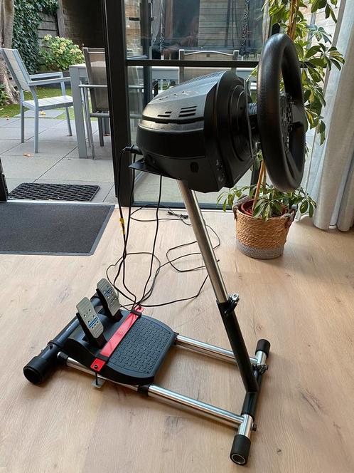 Compact racen te koop (Trustmaster  Wheelstand)