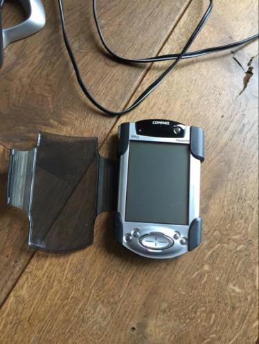 Compaq pocket pc ipaq met lader