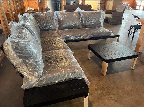 Compleet nieuw loungeset